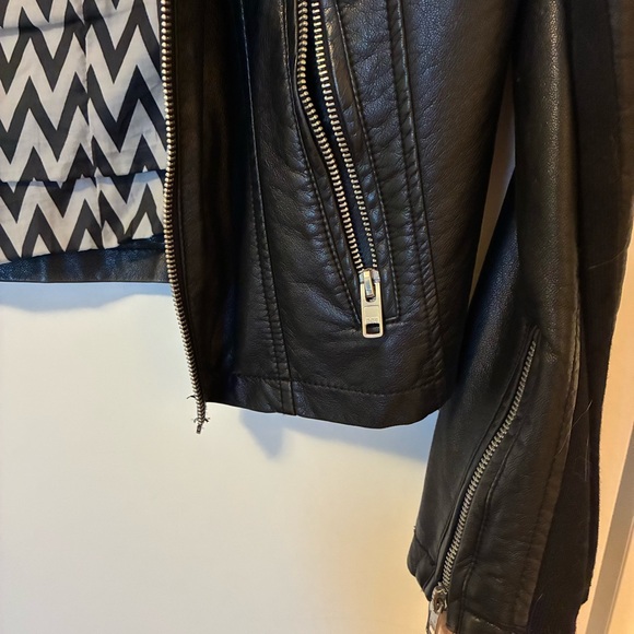 Black Rivet Leather Jacket - Picture 4 of 5